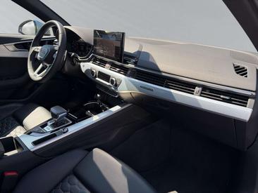 Audi RS4 Avant — photo 10