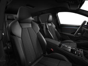 Audi Q6 E-tron — photo 9