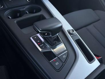 Audi A5 Sportback 40 TFSI — photo 19
