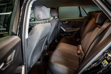 Audi Q2 S Line — photo 6