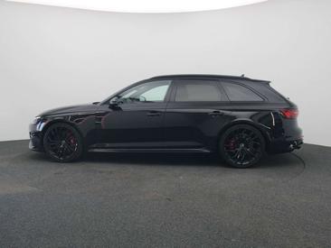 Audi RS4 TFSI — photo 3