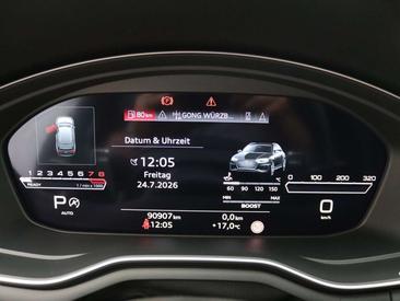 Audi RS4 TFSI — photo 14