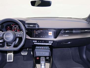 Audi RS3 TFSI — photo 6
