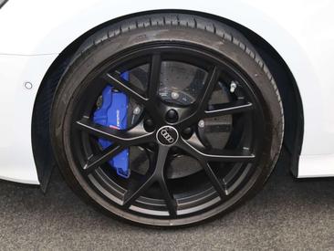 Audi RS3 TFSI — photo 15