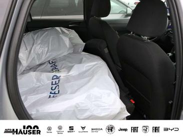 Volkswagen Taigo R-Line — photo 5