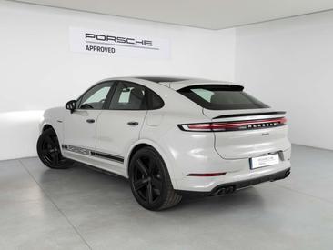 Porsche Cayenne III Turbo E-Hybrid — photo 3