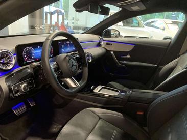 Mercedes CLA 200 AMG Line — photo 9