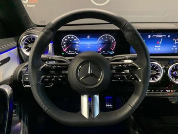Mercedes CLA 200 AMG Line — photo 11