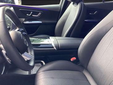 Mercedes EQE 350 AMG Line — photo 8