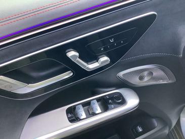Mercedes EQE 350 AMG Line — photo 9