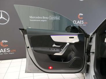 Mercedes CLA 200 AMG Line — photo 18