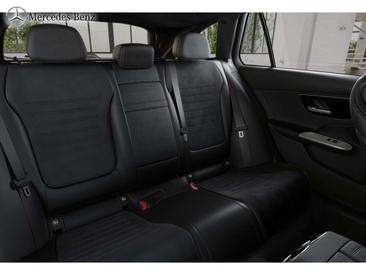 Mercedes Classe C 200 Night Edition — photo 10