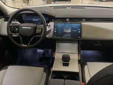 Land Rover Range Rover Velar White 2.0D I4 MHEV S 4WD Aut. 204 — photo 4