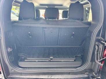 Land Rover Defender 90 S Awd Black 3.0d I6 Mhev 200cv Auto — photo 5