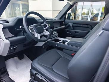 Land Rover Defender 90 S Awd Black 3.0d I6 Mhev 200cv Auto — photo 6