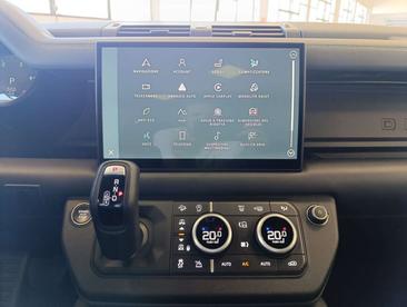 Land Rover Defender 110 X-Dynamic HSE Awd 7p.ti Green 3.0d Mhev 250cv Auto — photo 10