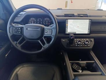 Land Rover Defender 110 X-Dynamic HSE Awd 7p.ti Green 3.0d Mhev 250cv Auto — photo 11