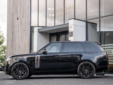 Land Rover Range Rover SVO 3.0 P550e SV PHEV — photo 11