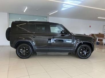 Land Rover Defender 110 Black 3.0D L6 MHEV S AWD Aut. 250 — photo 6