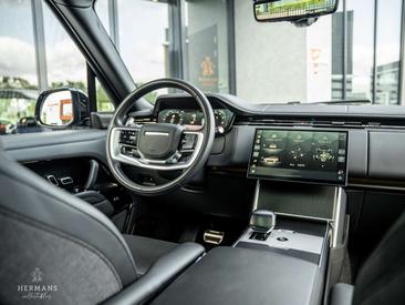 Land Rover Range Rover SVO 3.0 P550e SV PHEV — photo 17