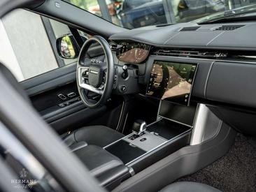 Land Rover Range Rover SVO 3.0 P550e SV PHEV — photo 18
