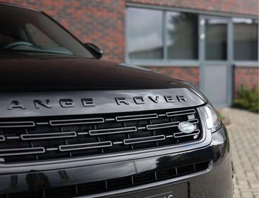 Land Rover Range Rover Evoque Dynamic HSE Black P300e — photo 9