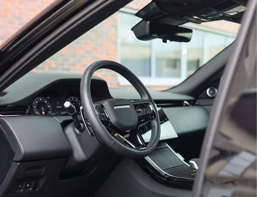 Land Rover Range Rover Evoque Dynamic HSE Black P300e — photo 31
