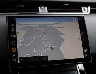 Land Rover Range Rover Evoque Dynamic HSE Black P300e — photo 40