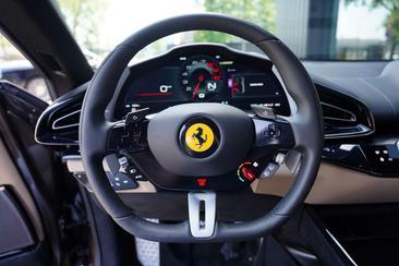 Ferrari Purosangue — photo 11