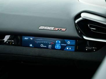 Ferrari 296 GTS — photo 13