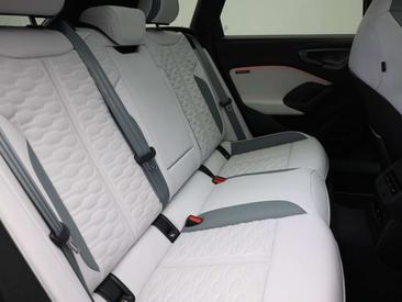 Audi RS PHEV — photo 5