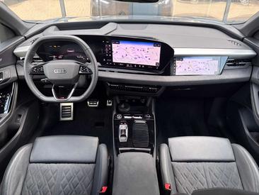 Audi Q6 E-tron S Edition — photo 4