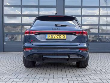Audi Q6 E-tron S Edition — photo 10