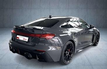 Audi RS5 TFSI E — photo 5