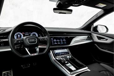 Audi Q8 Pro Line S Competition 60 TFSI E — photo 14