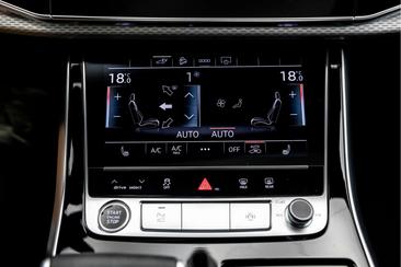 Audi Q8 Pro Line S Competition 60 TFSI E — photo 33