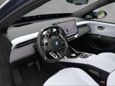 BMW iX3 XDrive50 — photo 7