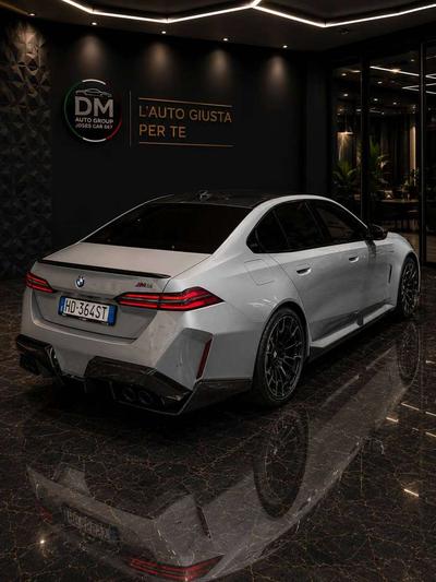 BMW M5 4.4