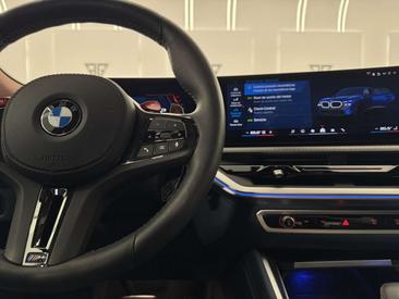 BMW XM — photo 11