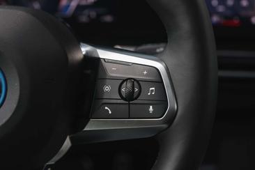 BMW IX1 M Sport EDrive20 — photo 13