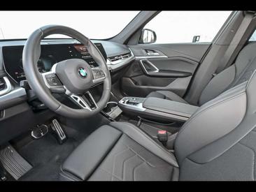 BMW X1 Black SDrive18i — photo 6