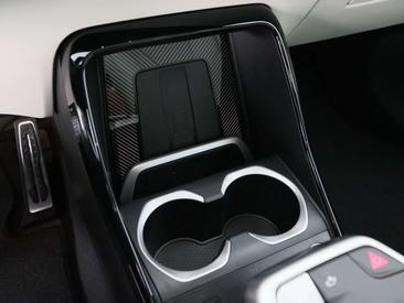BMW X1 XDrive25e — photo 11