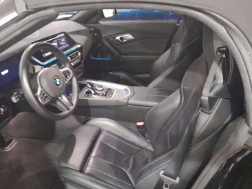 BMW Z4 M40i — photo 7