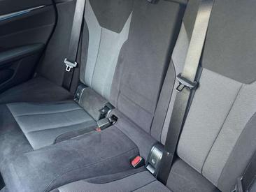 BMW I4 EDrive40 — photo 9