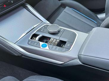 BMW I4 EDrive40 — photo 15