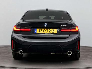 BMW Série 3 M Sport 330e — photo 3