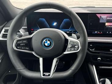BMW 330 330e — photo 12