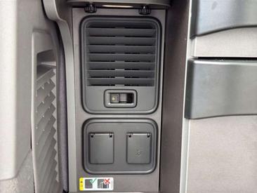 Volkswagen Caddy TDI — photo 17