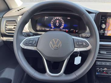 Volkswagen T-CROSS TSI — photo 17