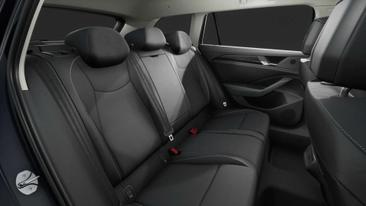 Volkswagen Passat — photo 9